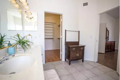 8011 W Laurel Lane, Peoria, AZ 85345 - Photo 21