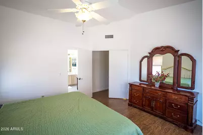 8011 W Laurel Lane, Peoria, AZ 85345 - Photo 13