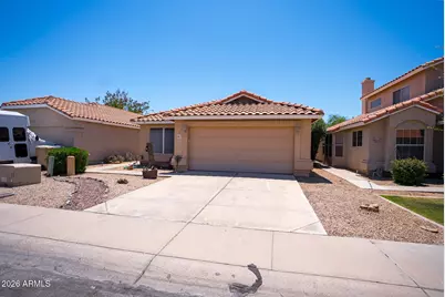 8011 W Laurel Lane, Peoria, AZ 85345 - Photo 3