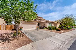 17538 W Marshall Ln, Surprise, AZ 85388 - Photo 3