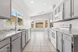 2560 N Lindsay Rd, Mesa, AZ 85213 - Photo 5