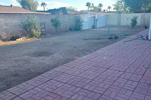 3607 W McLellan Blvd, Phoenix, AZ 85019 - Photo 11