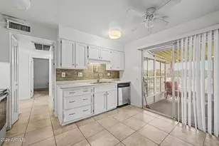 20049 N Welk Dr, Sun City, AZ 85373 - Photo 11
