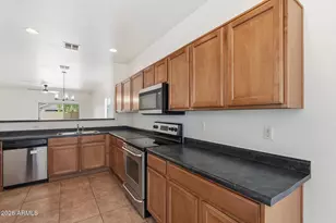 10235 W Luxton Ln, Tolleson, AZ 85353 - Photo 11