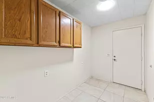9821 W Oraibi Dr, Peoria, AZ 85382 - Photo 23