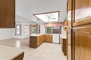 9821 W Oraibi Dr, Peoria, AZ 85382 - Photo 13