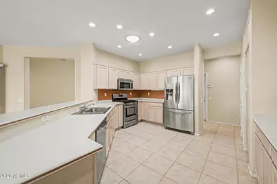 15323 W Robertson Drive, Sun City West, AZ 85375 - Photo 9