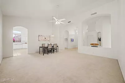 7192 W Dreyfus Drive, Peoria, AZ 85381 - Photo 5