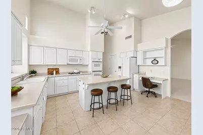 7192 W Dreyfus Drive, Peoria, AZ 85381 - Photo 7