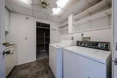 11033 W Elk Avenue, Sun City, AZ 85351 - Photo 7