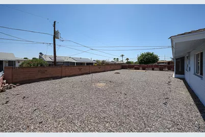 11033 W Elk Avenue, Sun City, AZ 85351 - Photo 29