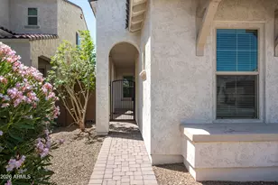 3511 E Crest Ln, Phoenix, AZ 85050 - Photo 29