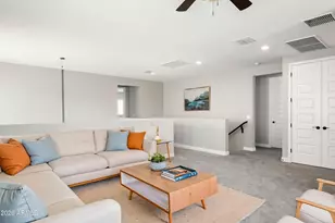 3511 E Crest Ln, Phoenix, AZ 85050 - Photo 17