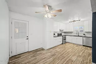 329 E Juniper St, Mesa, AZ 85201 - Photo 5