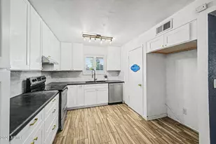 329 E Juniper St, Mesa, AZ 85201 - Photo 3