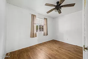329 E Juniper St, Mesa, AZ 85201 - Photo 23