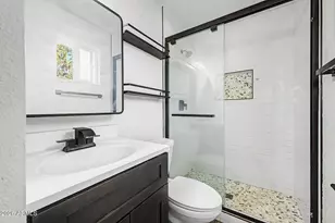 329 E Juniper St, Mesa, AZ 85201 - Photo 17