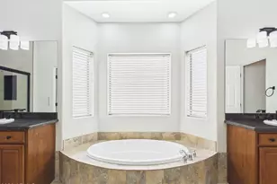 2926 E Hartford Ave, Phoenix, AZ 85032 - Photo 29