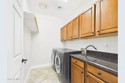2926 E Hartford Avenue, Phoenix, AZ 85032 - Photo 17