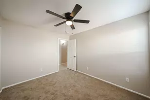 7602 W Encinas Ln, Phoenix, AZ 85043 - Photo 25