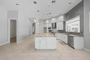 4753 W Fallen Leaf Ln, Glendale, AZ 85310 - Photo 13
