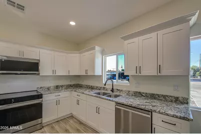 8125 E Bonnell Street, Mesa, AZ 85207 - Photo 3