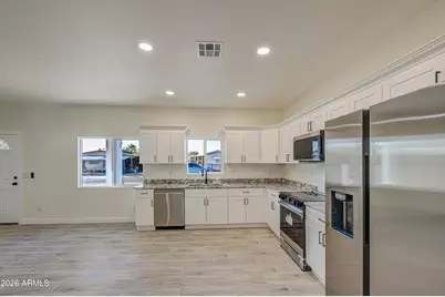 8125 E Bonnell Street, Mesa, AZ 85207 - Photo 17