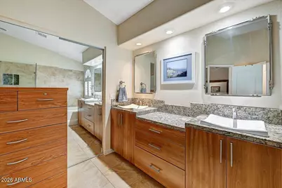 1054 E Golden Court, Chandler, AZ 85225 - Photo 31