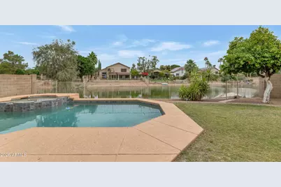 6818 W Skylark Drive, Glendale, AZ 85308 - Photo 31