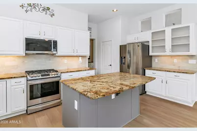 6818 W Skylark Drive, Glendale, AZ 85308 - Photo 5