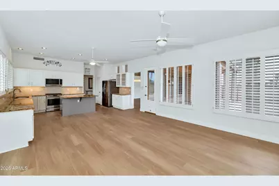6818 W Skylark Drive, Glendale, AZ 85308 - Photo 11