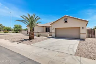 2951 E Lindrick Dr, Chandler, AZ 85249 - Photo 3