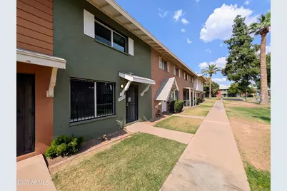 6645 N 44th Avenue, Glendale, AZ 85301 - Photo 1