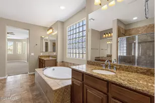 3927 E Waller Ln, Phoenix, AZ 85050 - Photo 31