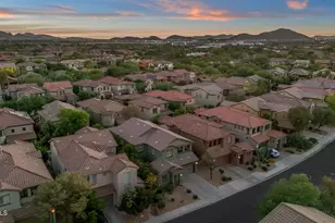 3927 E Waller Ln, Phoenix, AZ 85050 - Photo 11