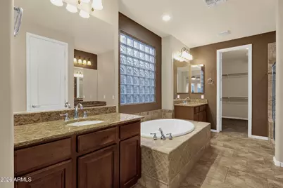 3927 E Waller Lane, Phoenix, AZ 85050 - Photo 9