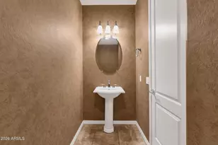 3927 E Waller Ln, Phoenix, AZ 85050 - Photo 45