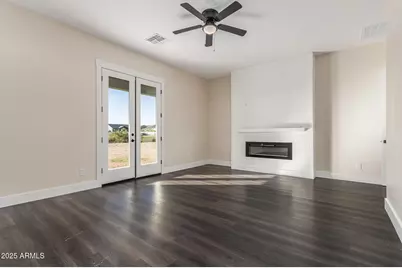 27482 N Freedom Street, San Tan Valley, AZ 85144 - Photo 21