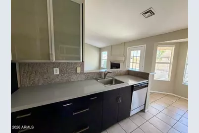 107 W Libby Street, Phoenix, AZ 85023 - Photo 9