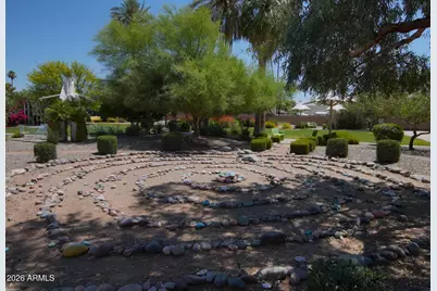 8204 E Monterey Way, Scottsdale, AZ 85251 - Photo 17