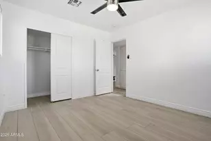 4628 E Holly St, Phoenix, AZ 85008 - Photo 15