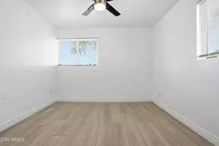 4628 E Holly St, Phoenix, AZ 85008 - Photo 15