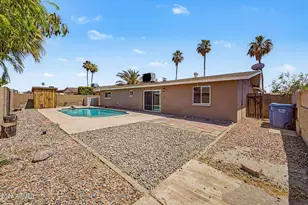 4742 W Paradise Dr, Glendale, AZ 85304 - Photo 11