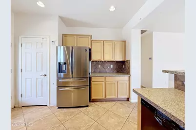 17961 W Lawrence Lane, Waddell, AZ 85355 - Photo 7