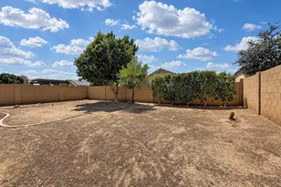 17961 W Lawrence Ln, Waddell, AZ 85355 - Photo 23
