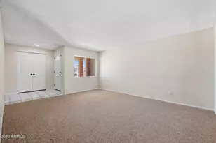9652 N 35th Ln, Phoenix, AZ 85051 - Photo 7
