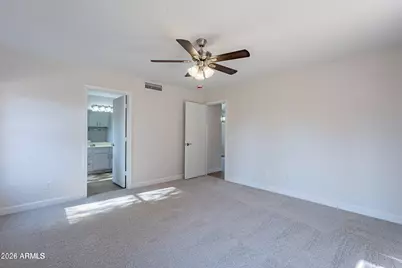 4617 E Abraham Lane, Phoenix, AZ 85050 - Photo 5