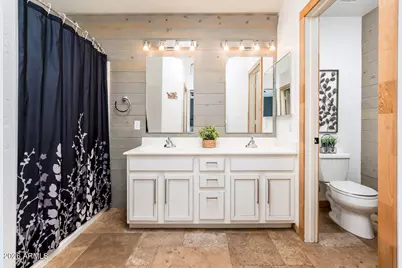 10012 E Capri Avenue, Mesa, AZ 85208 - Photo 27