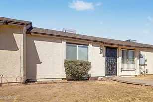 3120 N 67th Ln, Phoenix, AZ 85033 - Photo 19