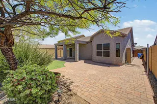 1652 W Straight Arrow Ln, Phoenix, AZ 85085 - Photo 27